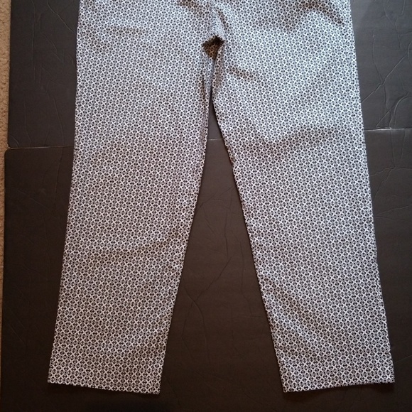 Donna Ricco Blue White  Geometric Print  Pants - Picture 4 of 6